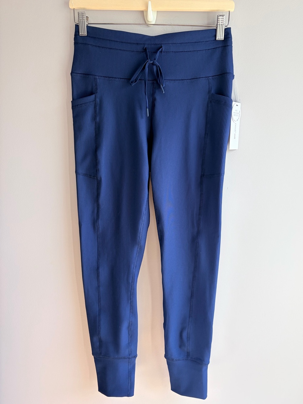 NWT Yogalicious Lux Ankle Jogger Pant Dark Blue Tie Front Cuffed Ankle Active M